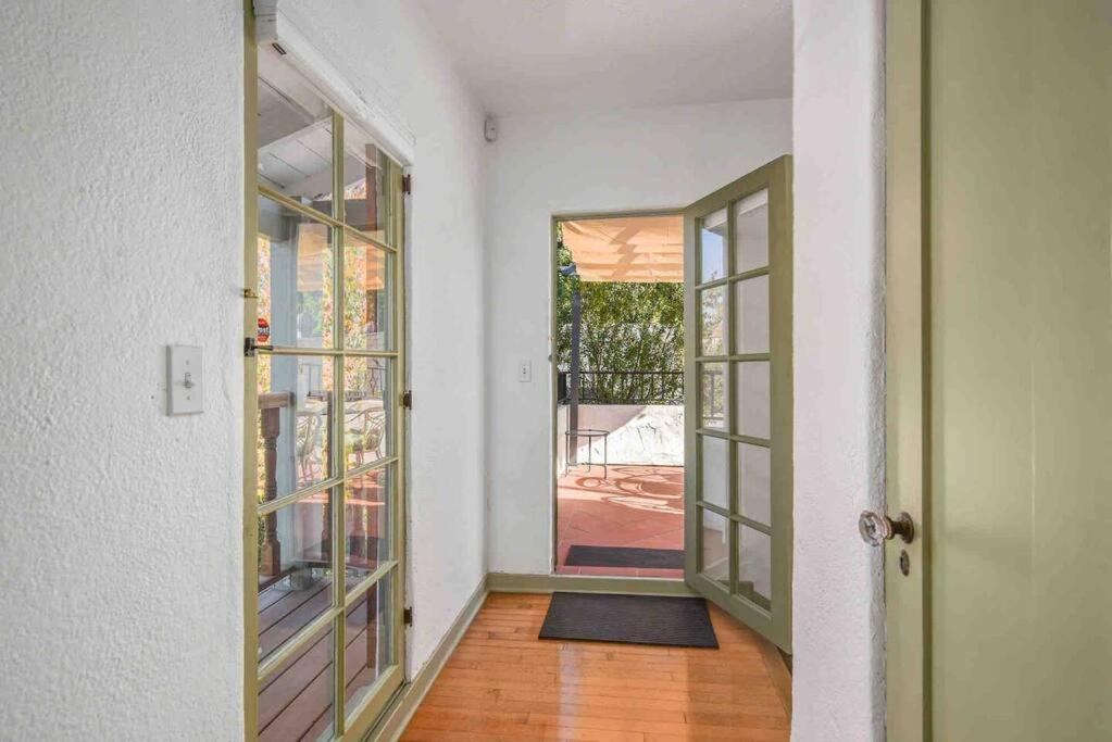 The Spanish Hideaway 로스앤젤레스 외부 사진